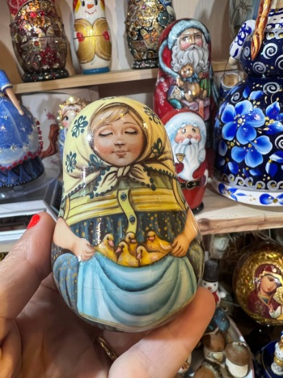 Bijou Fait Main, Boîte Artisanale, Poupée d'Art - Les Merveilles de l'Est | Article ID: 10005