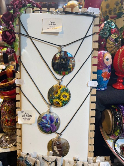 Bijou Fait Main, Boîte Artisanale, Poupée d'Art - Les Merveilles de l'Est | Article ID: 10008