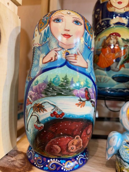 Bijou Fait Main, Boîte Artisanale, Poupée d'Art - Les Merveilles de l'Est | Article ID: 10077